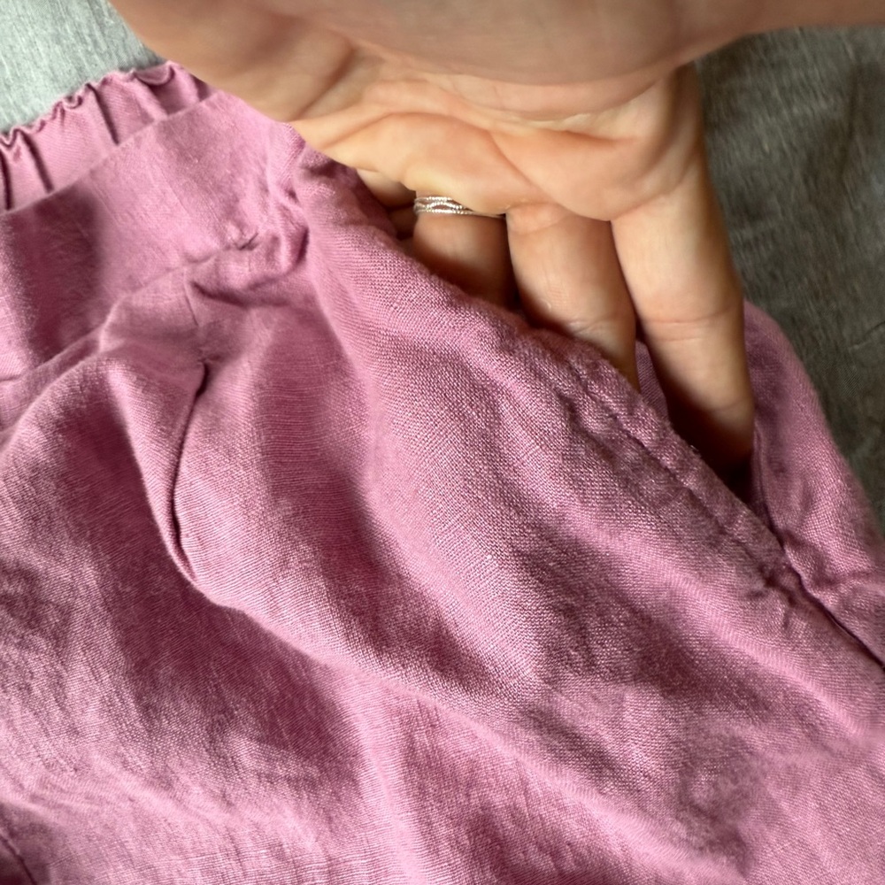 Women's Madewell Linen Shorts - Picture 4 of 5